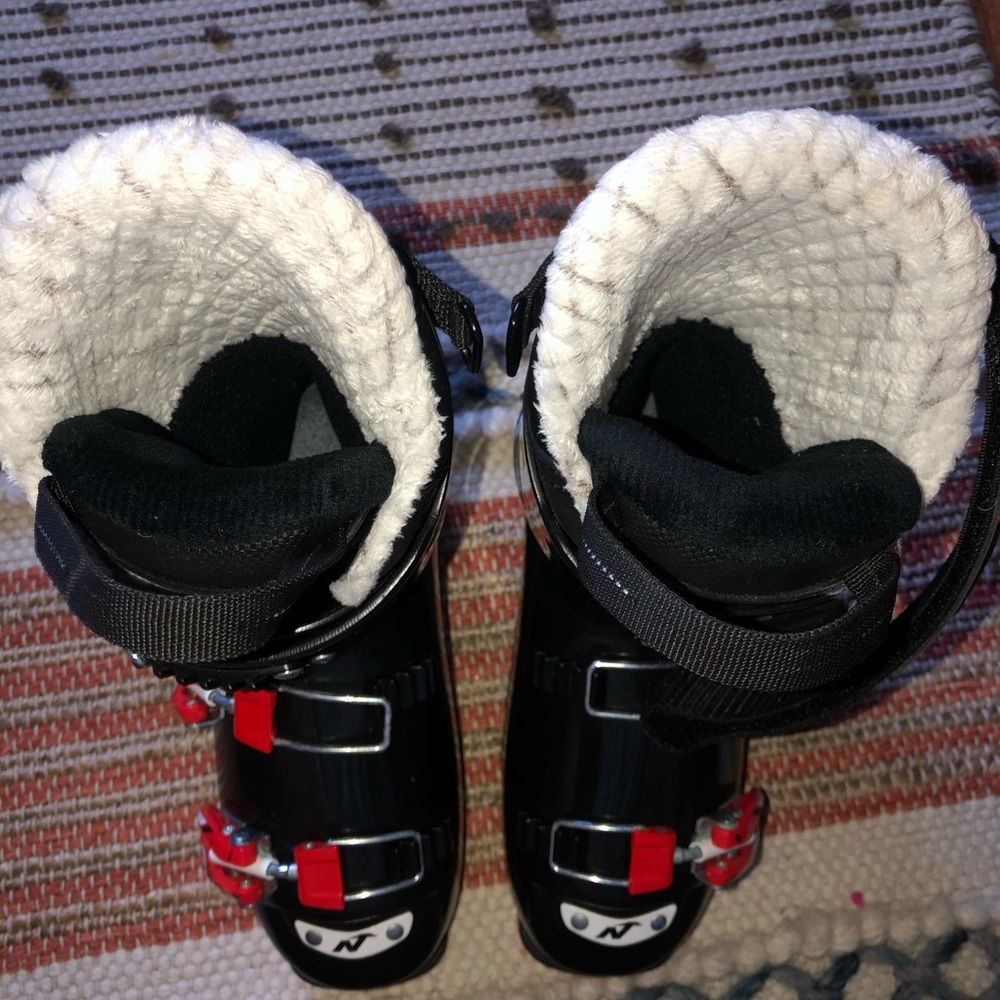 Women’s Nordica Ski Boot View 6